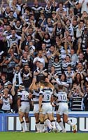 HullFC-Players-FansCelebrate3-28-0713