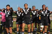 NZ-Women-Haka6-11-0713