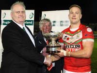 Wales-TrophyPresentation1-8-1115il