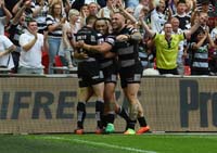 HullFC-Celebrate2-26-0817mm