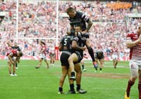 HullFC-Celebrate5-26-0817mm