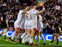 England-TryCelebrations1-4-1118mm