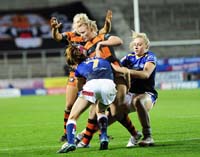 CastlefordPlayer-Tackled1-11-1019bk