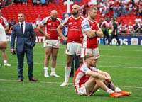 HullKR-Dejected87_120823