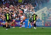 Catalans-HullKR-PlayersRunOut1-10-0525