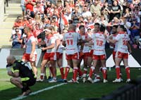 HullKR-Players-CelebrateTry1-10-0525