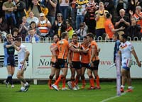 CastlefordTryCelebrations1-3-0515