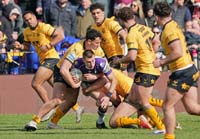 PrattOliver-tackled040_050426