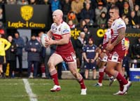 FarrellLiam038_150226