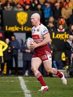 FarrellLiam039_150226