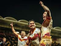 CatalansPlayers-CelebrateTry2-8-0325