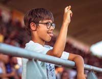 Young-CatalansFan1-21-0625