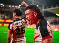 LauluTogagaePhoenix-MarcLenny-Celebrates1-21-0326