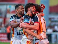 Catalans-CelebrateTry4-18-0426