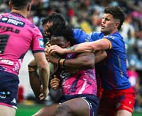 Catalans--Defence-6-0626