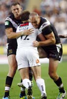 HullFC-Tackle1-16-0813dl