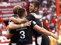 HullFC-PlayersCelebrate1-11-0813dl