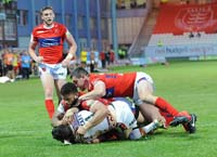 HullKR-Tackle2-25-0615