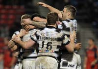 HullFC-celebrates3-28-0215sj