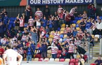 OldhamSupporters087_030825